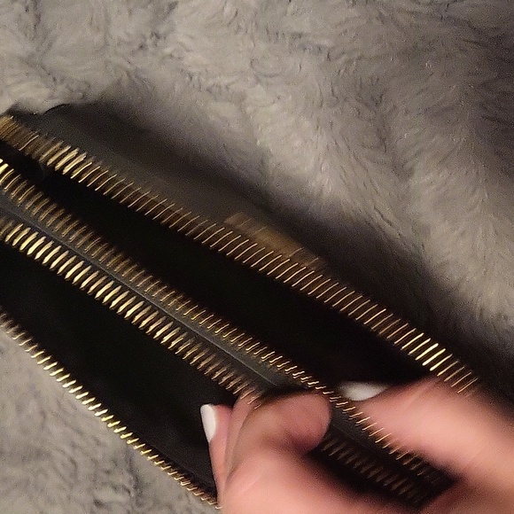 Coach wallet with wrist strap - Picture 2 of 3